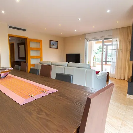Villa Catalunya Casas Tranquil Paradise, Private Pool And Only 200 Meters To Beach! *